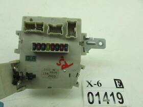 24350-cr910 24350cr910 03 04 Infiniti M45 Right Side Engine Bay Fuse Box Relay Electrical Block