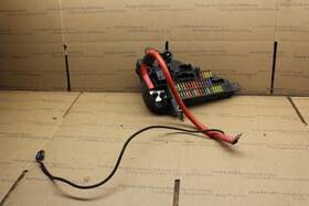 663.bm1n07 2006 2007 Bmw 550i E60 Right Rear Fuse Relay Box Positive Battery Cable 6971219