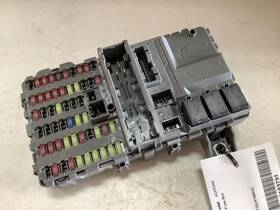 663.ho1i18 Accord 2018 Fuse Box Cabin 318689