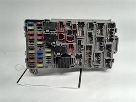 38200-s6m-a02 Acura 663.ac1e05 2005-2006 Rsx Fuse Box Cabin P/n 352148