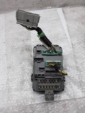 663.ac1l01 Acura Fuse Relay Box Cabin 3.2l 2001 Tl S3ma01 Z-128p 663.ac1l01 Acura Fuse Relay Box Cabin 3.2l 2001 Tl S3ma01 Z-128p