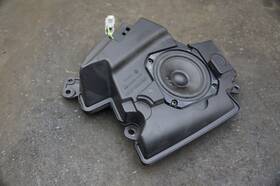 Ad43-6696x-ba Aston Front Right Passenger Door Speaker Oem Martin Rapide 2010