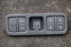 4m0959511e Audi Left Rear Trunk 3rd Row And Load Edge Lowering Switch Q7 4m 17-23