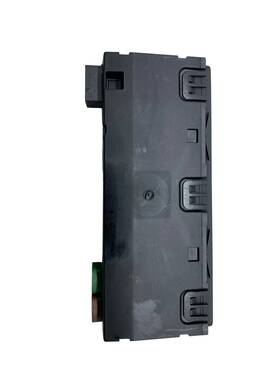 4n1035736 Audi 2022-2024 E-tron Gt Center Console Dual Usb Port Hub Audio Auxiliary Jack