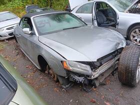 663.au1i11 Audi S5 2011 Fuse Box Cabin 24867