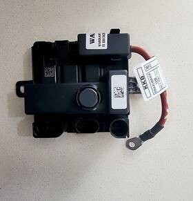 7591534 Bavarian Motor Works Bmw 2011 - 2016 2 3 4 5 7 Series Power Distribution Integrated Module