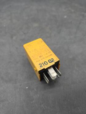 Crr19393 Bmw 1378052 7 E32 735i 1988 Yellow Other Relay K5-616