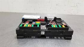 61359119024 Bmw 17 2017 740i Oem Cabin Fuse Box