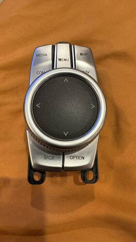 65826829079-03 Bmw Console Radio Idrive Nav Media Control Switch Knob 65826829079 540i 530i G30