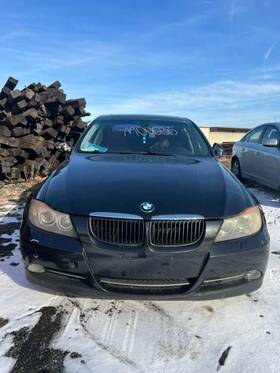 663.bm1c06 Bmw 330i 2006 Fuse Box Cabin 2296