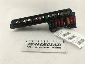 663.bm1f04 Bmw 645ci 650i E63 E64 Front Passenger Right Interior Fuse Box Fits 04-10