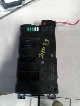 663.bm1g16 Bmw 328i Gt 2016 Fuse Box Cabin 738039