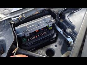 663.bm1s14 Bmw 320i 2014 Fuse Box Cabin 441423