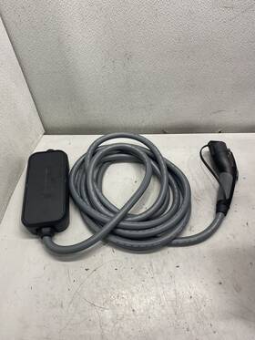 Eiac-u9kscwpua02 Bmw Flexible Fast Charger