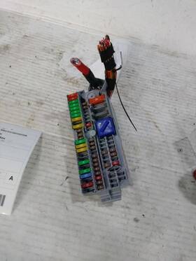 663.bm1v16 Bmw - Us Additional 750il 2016 Fuse Box Cabin 555115