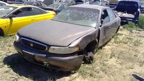 663.gm4h04 Buick Century 2004 Fuse Box Cabin 253966