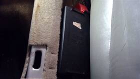 663.gm4u01 Buick Lesabre 2001 Fuse Box Cabin 579173