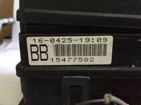 15477582 Cadillac Interior Cabin Fuse Box 2000 Deville