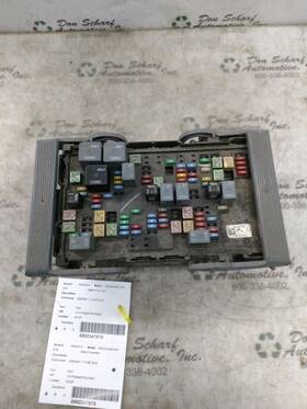 663.gm6j07 Cadillac Escalaesv 2007 Fuse Box Cabin 371252-1