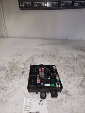 663.gm6q12 Cadillac Srx 2012 Fuse Box Cabin 663.gm6q12 Cadillac Srx 2012 Fuse Box Cabin