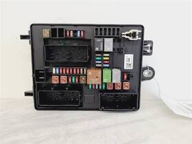 663.gm6r18 Cadillac Fuse Box Cabin Fits 2018 Cts 572566
