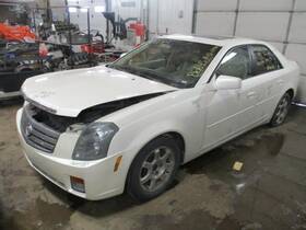 663.gm6t04 Cadillac Cts 2004 Fuse Box Cabin 340051
