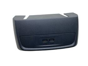 13549942 Chevrolet 2025 Chevy Equinox Rear Center Console Dual Usb Port Hub And Trim Cover Panel Oem