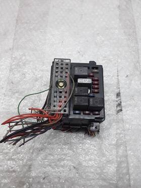 1532-3429 Chevrolet Lh Left Driver Fuse Box Cabin 2001 Malibu Z-77p