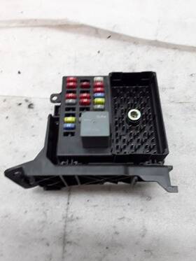 15329229 Chevrolet Fuse Relay Box Cabin 2002 Monte Carlo S-370p