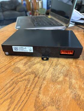 24044438 Chevrolet Battery Energy Control Module Becm For 2011-12 Chevy Volt P/n