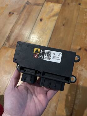 13592880 Chevrolet 324300394364 14 15 16 Silverado 1500 Air Srs Computer Module