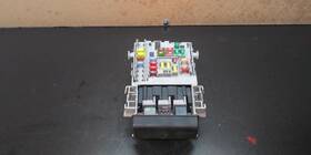 663.gm1e16 Chevrolet 11 12 13 14 15 16 Cruze Junction Relay Fuse Box Oem 13222786