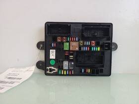 663.gm1y14 Chevrolet Rear Fuse Box Cabin Fits 2014 Corvette 583070