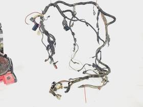 648.gm8o05 Chevrolet Truck 2005 Silverado 3500 Oem Engine Wiring Harness 4wd 6.6l Damaged Wires