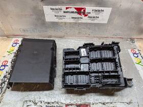 663.000 Chevrolet Truck 2014 Silverado 1500 Cabin Junction Box 5.3l Block Oem
