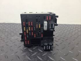 663.gm8b01 Chevrolet Truck 00-02 Tahoe Dash Fuse Box Cabin Oem 15770992