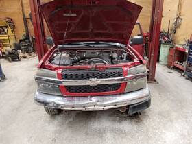 663.gm8f05 Chevrolet Truck Colorado 2005 Fuse Box Cabin 529177