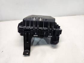 663.gm8m16 Chevrolet Truck 2016 Silverado 1500 5.3l / At Cabin Fuse Box Pn 23195441
