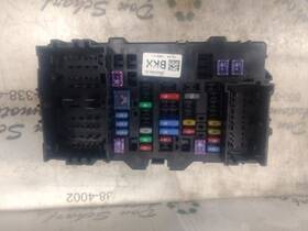 663.gm8n16 Chevrolet Truck Silvrdo25 2016 Fuse Box Cabin 349925-1