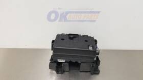 663.gm8s04 Chevrolet Truck 04 Chevy Ssr Interior Cabin Fuse Box