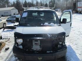 663.gm8u04 Chevrolet Truck Interior Express25 2004 Fuse Box Cabin 310475