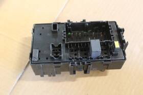 84114433 Chevrolet Truck 2017 2018 2019 Tahoe Fuse Relay Box