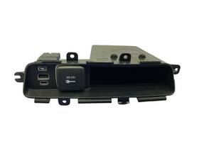 68480124ab Chrysler 2022 Pacifica Front Center Console Usb Charge Port And Accessory Outlet