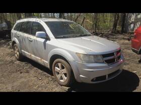 663.ch2210 Dodge Journey 2010 Fuse Box Cabin 23286