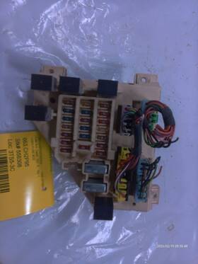 663.ch2p95 Dodge Intrepid 1995 Fuse Box Cabin 1014724
