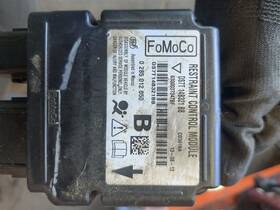 660-00261 Ford Conv/invert/charger Inverter Under Console 110 Volts Fits 13-20 Fusion 2991679