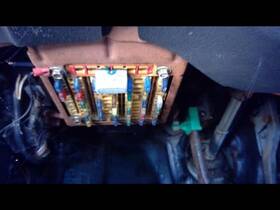 663.fd1g02 Ford Mustang 2002 Fuse Box Cabin 506873