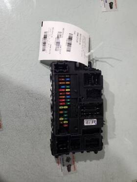 663.fd1l19 Ford Fusion 2019 Fuse Box Cabin 36015