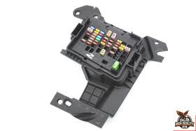 R1mt14h571yb Ford 2025-2026 Explorer Oem Panel Fuse Relay Junction Box Block