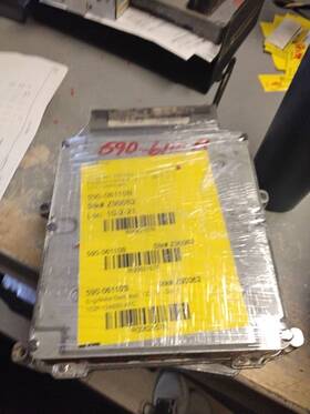 590-06110b Ford Truck Engine Ecm Electronic Control Module 8-445 7.3l Fits 2001-2002 E350 Van